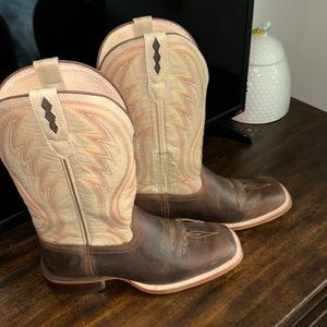 They don’t fit me.  I have never use them. I took them straight out of the box.